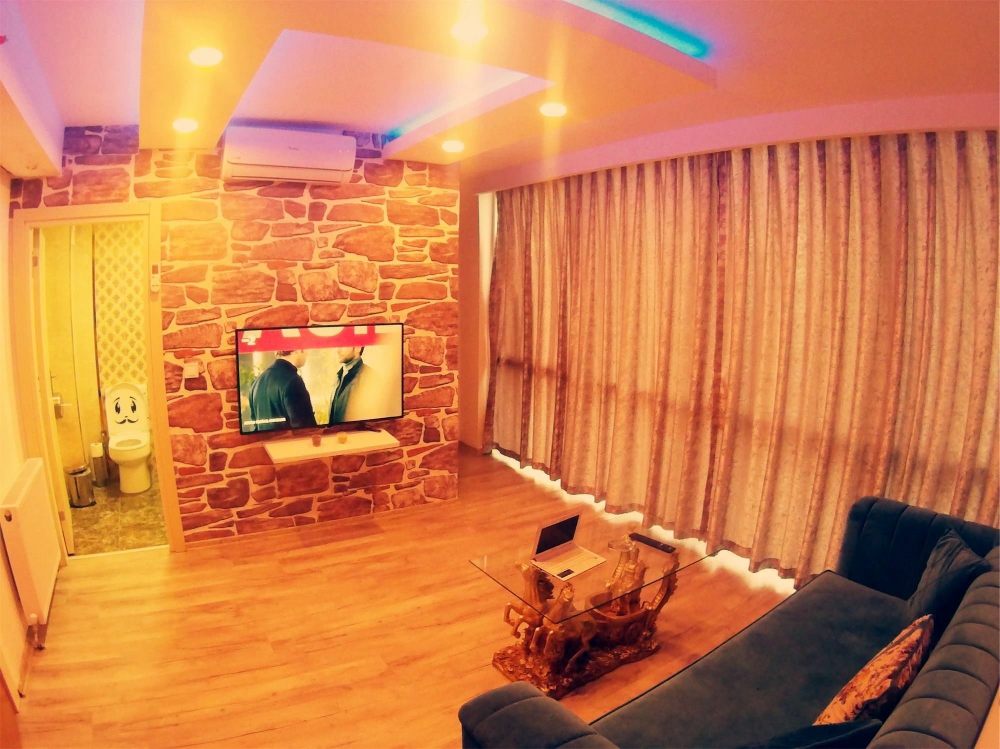 Hera Atasehir Apartamento Estambul